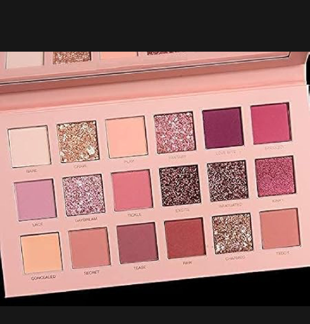 Elegant Velvet Nude Eyeshadow Palate